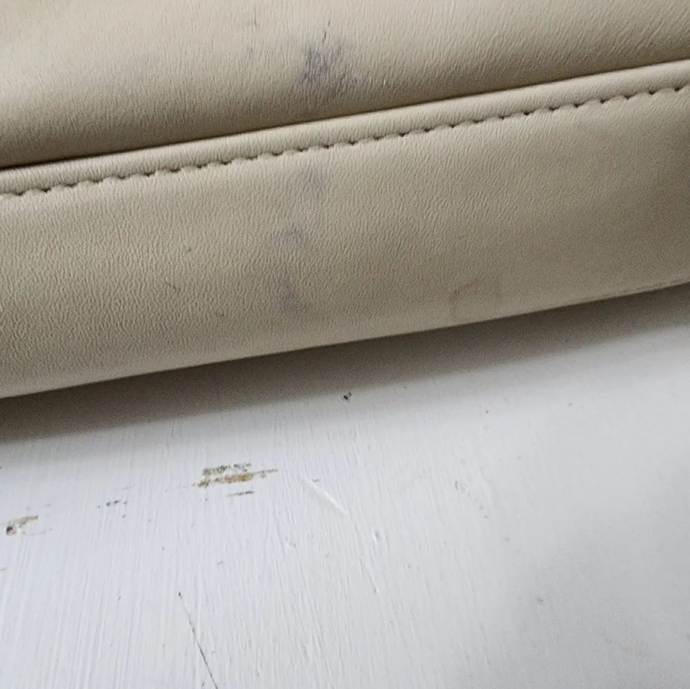 Vintage Coach Ridgefield Flap - Picture 10 of 15